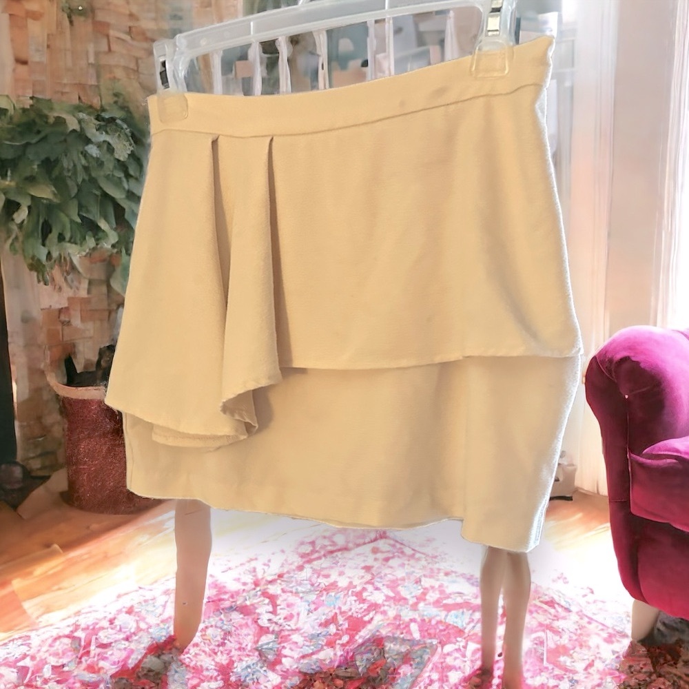 Cream Ivory Mini Peplum Business Skirt | Sz: M